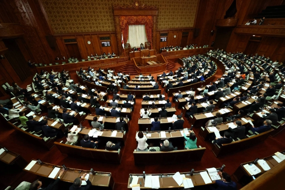 Under the new law, the Science Council of Japan will be positioned as a "representative organization for Japanese scientists at home and abroad," and the government will provide necessary financial support. Under the new law, the Science Council of Japan will be positioned as a "representative organization for Japanese scientists at home and abroad," and the government will provide necessary financial support.