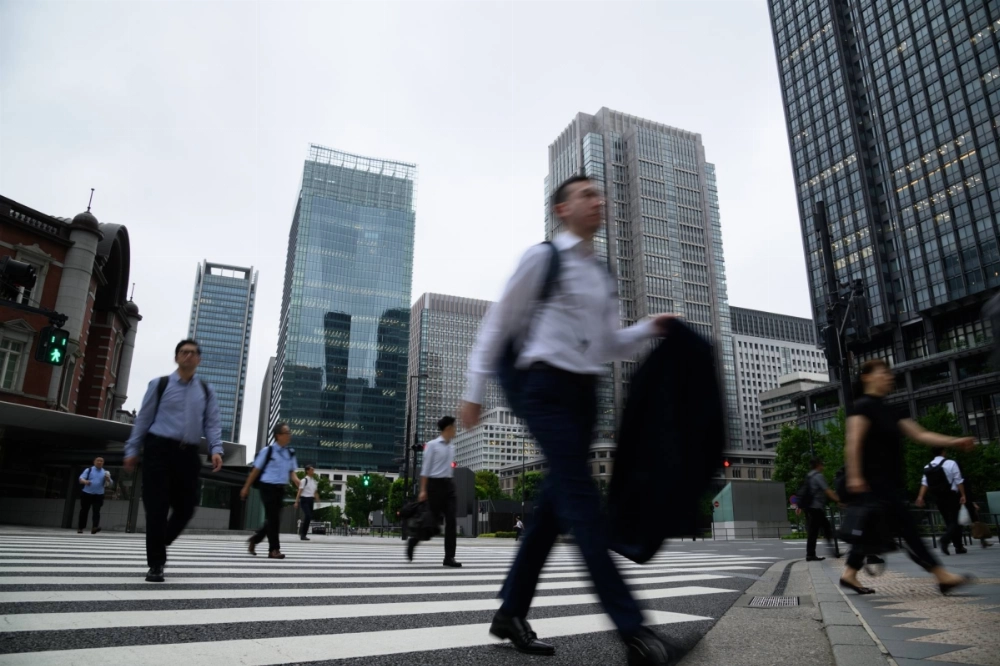 The Business Sentiment Index for large firms registered minus 1.9 for the April-June quarter, slipping into negative territory for the first time since the first quarter of 2024. The Business Sentiment Index for large firms registered minus 1.9 for the April-June quarter, slipping into negative territory for the first time since the first quarter of 2024.