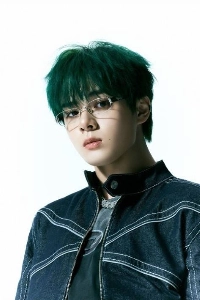 Shion Tsurubo, a member of boy band JO1, allegedly engaged in illegal gambling on an online casino website. | Jiji