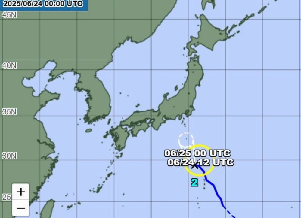 A screenshot from the Meteorological Agency website shows tropical storm Sepat approaching Japan on Tuesday. A screenshot from the Meteorological Agency website shows tropical storm Sepat approaching Japan on Tuesday.