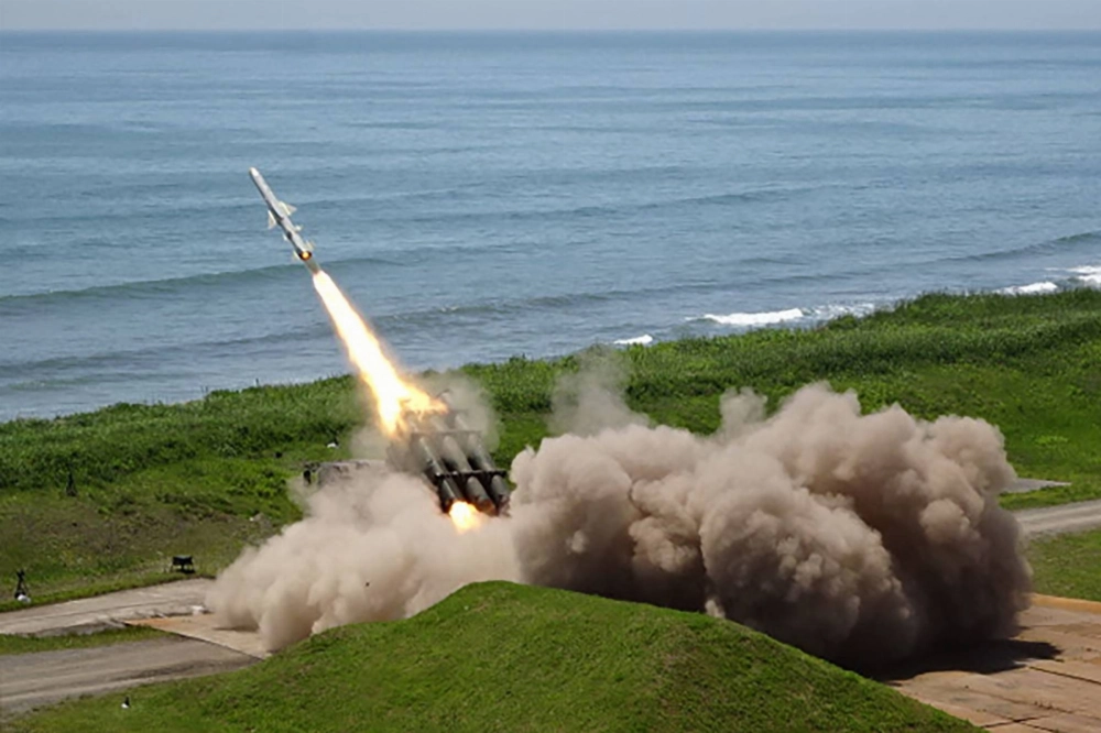 A single Type-88 missile is tested off the coast at the Ground Self-Defense Force's Shizunai anti-aircraft firing range in Shinhidaka, Hokkaido, on Tuesday. A single Type-88 missile is tested off the coast at the Ground Self-Defense Force's Shizunai anti-aircraft firing range in Shinhidaka, Hokkaido, on Tuesday.