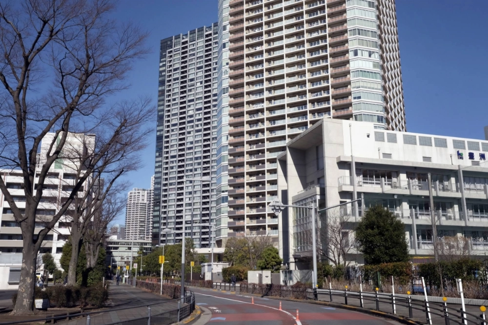 Apartment rents in the capital climbed 1.3% from a year earlier in April and May for the largest gains since 1994, government data shows.  Apartment rents in the capital climbed 1.3% from a year earlier in April and May for the largest gains since 1994, government data shows.