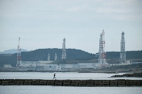 Power supply shortages may occur even if nuclear power reactors and aging thermal power plants are rebuilt, an industry organization warns. | Bloomberg