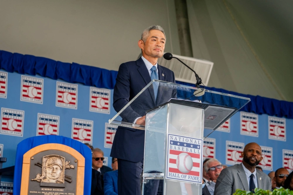 Ichiro Suzuki speaks during the Baseball Hall of Fame induction ceremony in Cooperstown, New York, on Sunday. Ichiro Suzuki speaks during the Baseball Hall of Fame induction ceremony in Cooperstown, New York, on Sunday.
