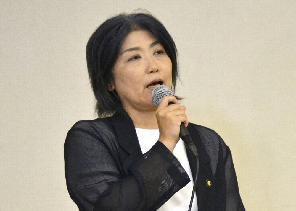 Maki Takubo, mayor of Ito, Shizuoka Prefecture, speaks during a news conference in the city on Thursday. Maki Takubo, mayor of Ito, Shizuoka Prefecture, speaks during a news conference in the city on Thursday.