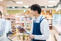 The proposed hike in the national average minimum wage to about ¥1,118 ($7.43) per hour would exceed last year's increase of 5% and be the largest since the current system began. | Getty Images