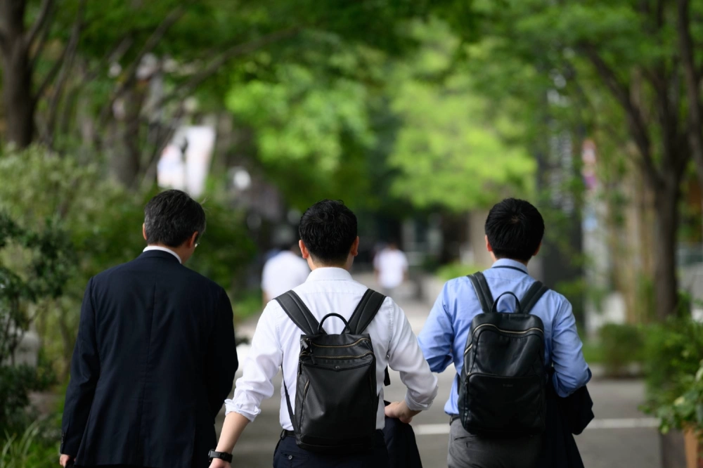 The National Personnel Authority recommended Thursday a 3.62% increase in average monthly base pay for public employees in the current fiscal year.  The National Personnel Authority recommended Thursday a 3.62% increase in average monthly base pay for public employees in the current fiscal year.