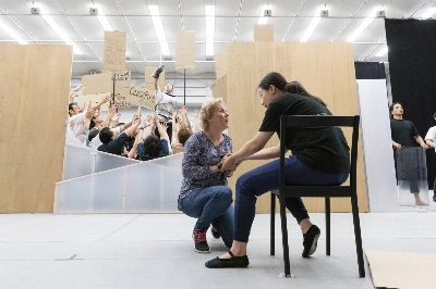 Sung in Japanese, German and Ukrainian, “Natasha” is a multilingual opera with a multinational cast. Belgian soprano Ilse Eerens will originate the titular role, with Japanese mezzo-soprano Hiroka Yamashita as Arato and German baritone Christian Miedl as their trickster guide. Sung in Japanese, German and Ukrainian, “Natasha” is a multilingual opera with a multinational cast. Belgian soprano Ilse Eerens will originate the titular role, with Japanese mezzo-soprano Hiroka Yamashita as Arato and German baritone Christian Miedl as their trickster guide.