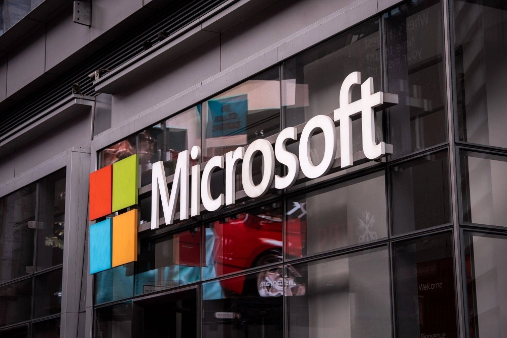 A critical flaw in Microsoft’s on-premises SharePoint, initially patched but soon bypassed by hackers linked to China, has exposed hundreds of organizations — including the U.S. Nuclear Weapons Safety Agency. A critical flaw in Microsoft’s on-premises SharePoint, initially patched but soon bypassed by hackers linked to China, has exposed hundreds of organizations — including the U.S. Nuclear Weapons Safety Agency.