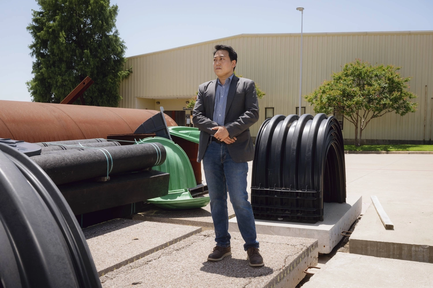 Ham, who spent a big chunk of his college time inspecting bridges, learned the limitations of the conventional method firsthand. He enlists automation and AI to provide a new approach. Ham, who spent a big chunk of his college time inspecting bridges, learned the limitations of the conventional method firsthand. He enlists automation and AI to provide a new approach.