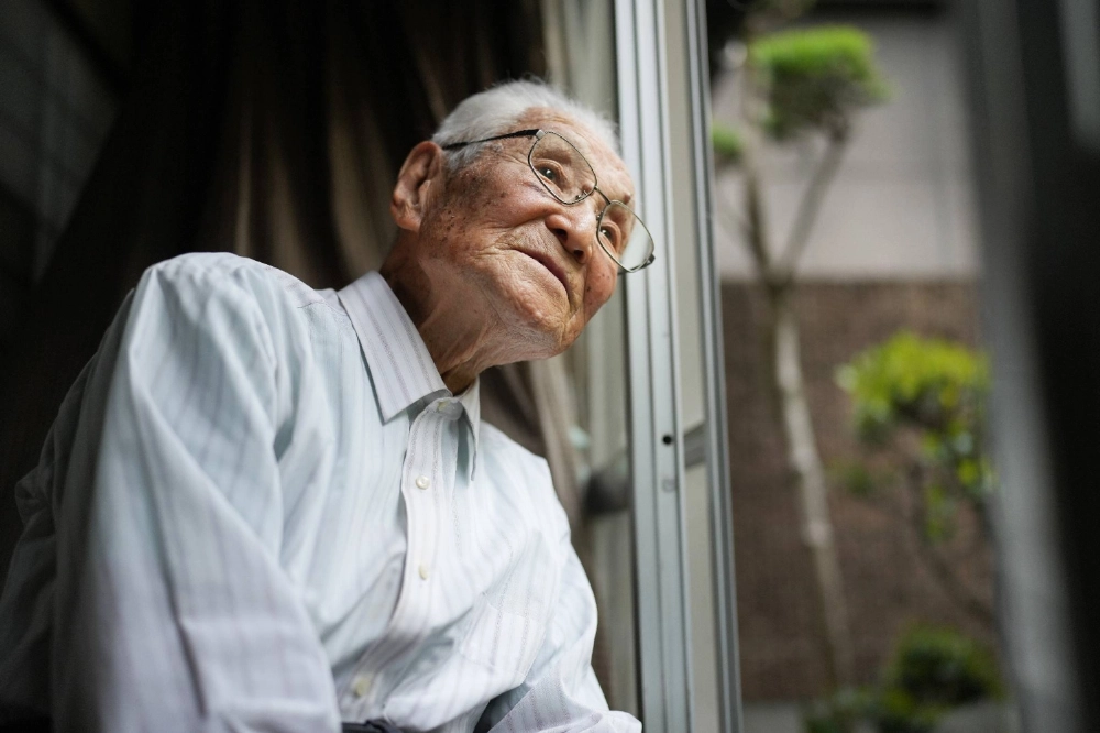 Yasuhiko Ito speaks of his experience as an internee under the Soviet Union after World War II, in the city of Fukuoka in April, prior to his death in May at the age of 100. Yasuhiko Ito speaks of his experience as an internee under the Soviet Union after World War II, in the city of Fukuoka in April, prior to his death in May at the age of 100.