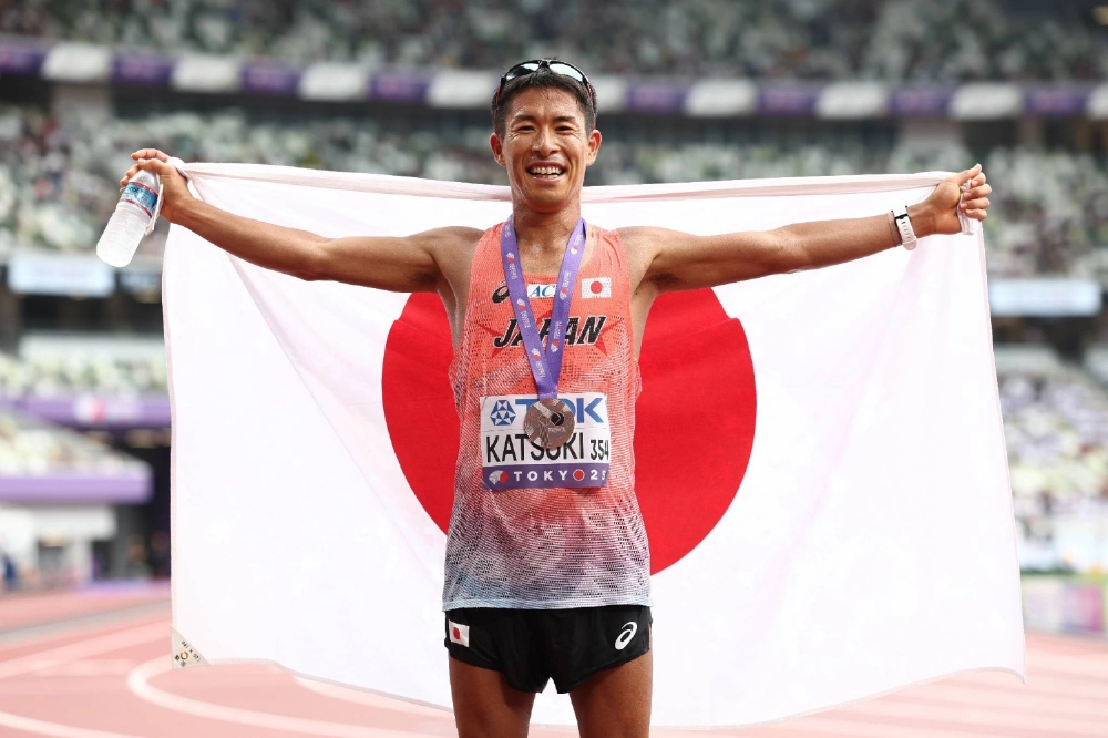 Race walker Hayato Katsuki earned bronze for Japan on the opening day of the World Athletics Championships on Saturday. Race walker Hayato Katsuki earned bronze for Japan on the opening day of the World Athletics Championships on Saturday.