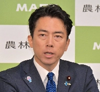 Agricultural minister Shinjiro Koizumi was the most favored candidate for the Liberal Democratic Party's next president, a Jiji survey found. | JIJI