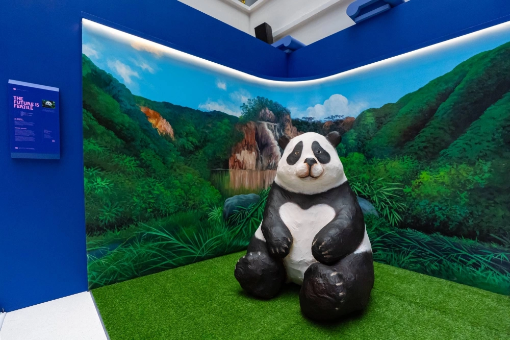 One of Singapore Design’s Week’s lighter exhibitions is the “Unnatural History Museum of Singapore,” where levity and engineering combat anxieties over ecological crises. One of Singapore Design’s Week’s lighter exhibitions is the “Unnatural History Museum of Singapore,” where levity and engineering combat anxieties over ecological crises.