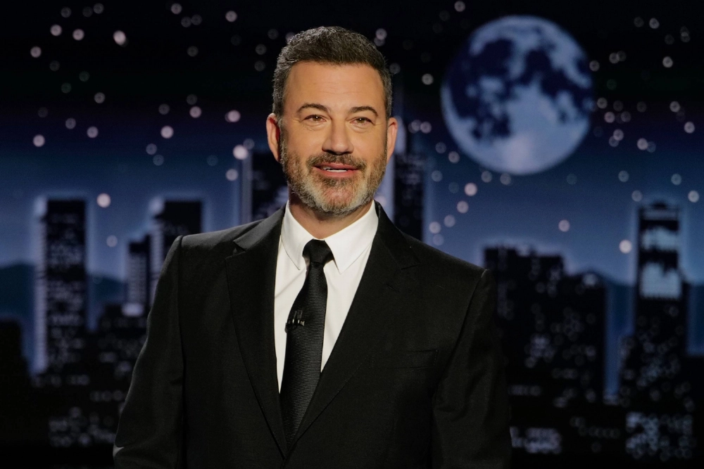 Walt Disney-owned ABC said on Wednesday it is pulling "Jimmy Kimmel Live" off the air, after the comedian weighed in on how U.S. President Donald Trump and his supporters were reacting to the assassination of Republican activist Charlie Kirk Walt Disney-owned ABC said on Wednesday it is pulling "Jimmy Kimmel Live" off the air, after the comedian weighed in on how U.S. President Donald Trump and his supporters were reacting to the assassination of Republican activist Charlie Kirk