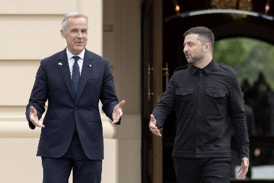 Canadian Prime Minister Mark Carney (left) and Ukrainian President Volodymyr Zelenskyy speak in Kyiv on Aug. 24. Canadian Prime Minister Mark Carney (left) and Ukrainian President Volodymyr Zelenskyy speak in Kyiv on Aug. 24.
