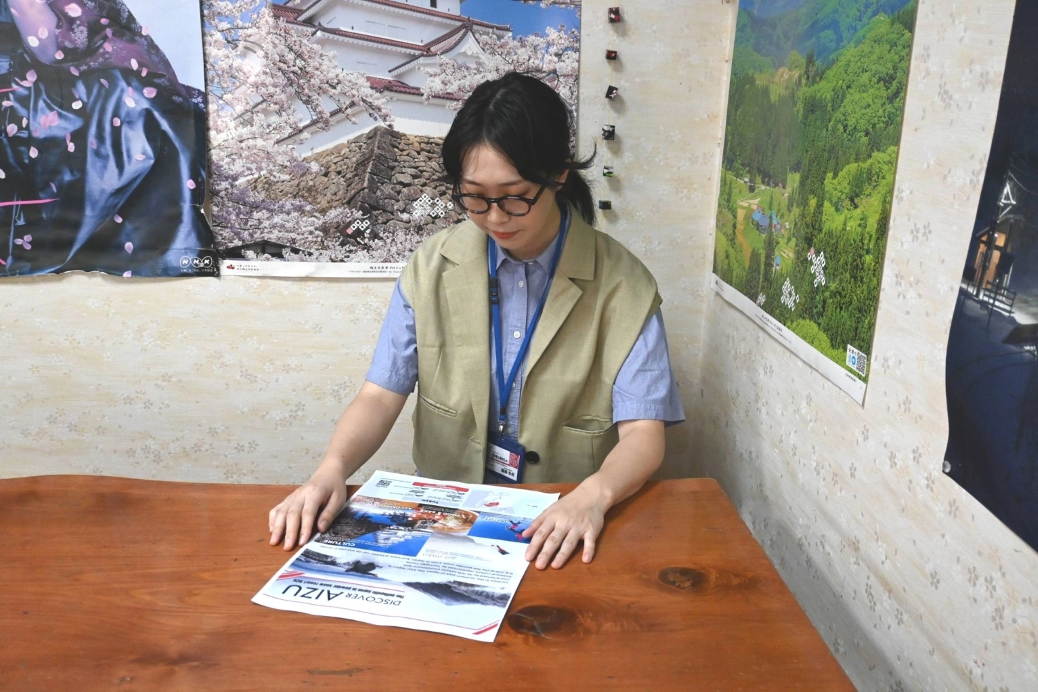 Akari Saito, an adviser at the Aizuwakamatsu Tourism Bureau, says a collaboration involving different parties is necessary to boost tourist numbers to Tsuruga Castle throughout the year. Akari Saito, an adviser at the Aizuwakamatsu Tourism Bureau, says a collaboration involving different parties is necessary to boost tourist numbers to Tsuruga Castle throughout the year.