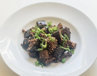 The autumn eggplant works well in stir-fry dishes because its moisture-rich texture absorbs oil.  The autumn eggplant works well in stir-fry dishes because its moisture-rich texture absorbs oil.