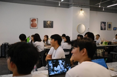 Through the Japan-Korea Summer Exchange Conference, undergraduate students have sustained an ongoing cultural and academic dialogue for 40 years. Through the Japan-Korea Summer Exchange Conference, undergraduate students have sustained an ongoing cultural and academic dialogue for 40 years.