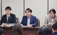 Lawyers representing three former followers of the Unification Church speak during a news conference in Tokyo on Thursday after the followers reached settlements with the group to refund the donations they made. | JIJI