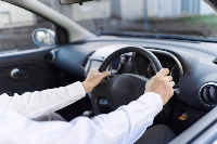 With six people having been in a car that rolled over in Nabari, Mie Prefecture, the minivehicle may have exceeded its seating capacity of five when it crashed, according to the police. | GETTY IMAGES