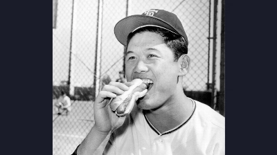 Masanori Murakami became the first MLB player from Japan when he made his debut with the Giants on Sept 1, 1964. Masanori Murakami became the first MLB player from Japan when he made his debut with the Giants on Sept 1, 1964.