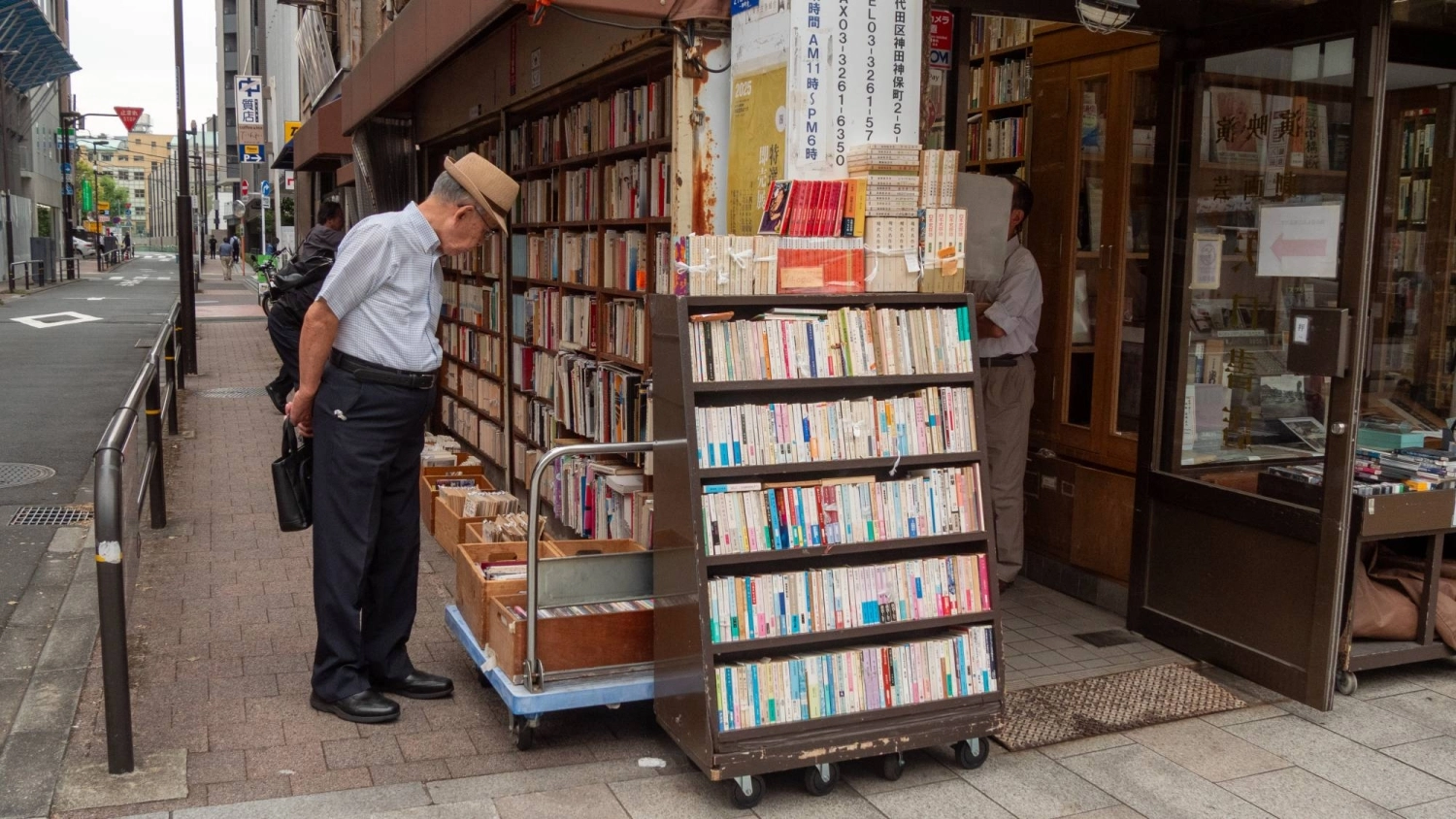 There are fears that Jimbocho’s distinct character might not last forever. There are fears that Jimbocho’s distinct character might not last forever.