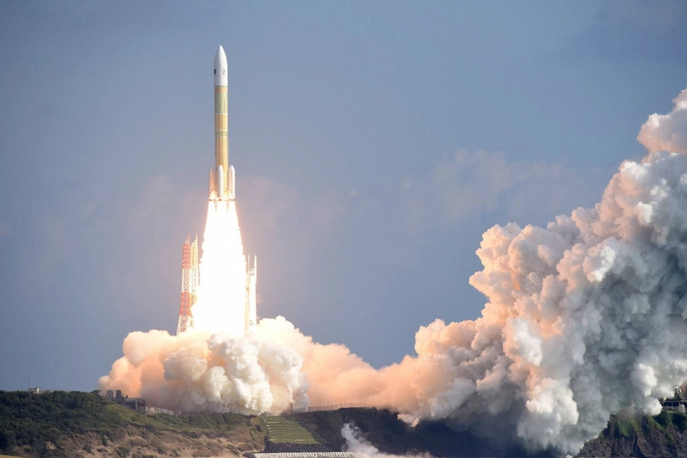 The seventh H3 rocket carrying the newly developed HTV-X1 resupply vehicle is launched from the Tanegashima Space Center in Kagoshima Prefecture on Sunday. The seventh H3 rocket carrying the newly developed HTV-X1 resupply vehicle is launched from the Tanegashima Space Center in Kagoshima Prefecture on Sunday.