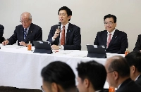 LDP Policy Research Council Chairman Takayuki Kobayashi speaks at an online meeting with policymakers of the party’s prefectural chapters, at the LDP headquarters in Tokyo on Thursday. | JIJI