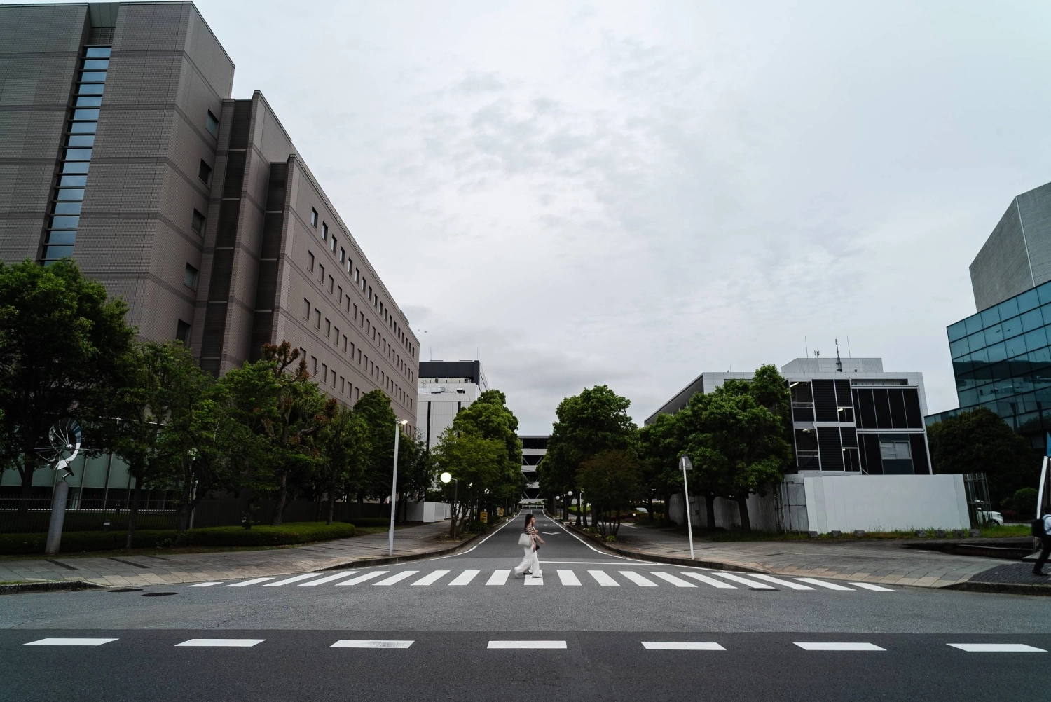Some have dubbed the city of Inzai in Chiba Prefecture “the Ginza of data centers” because of its heavy concentration of such facilities, including one owned by Google. Some have dubbed the city of Inzai in Chiba Prefecture “the Ginza of data centers” because of its heavy concentration of such facilities, including one owned by Google.