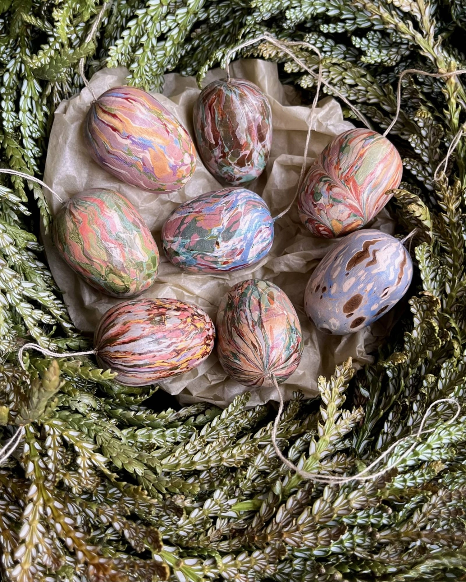 In Sweden, Hannah Aleryd Berg and Carl Krantz put the ideas of “A Dictionary of Color Combinations” to work in their marbling and bookbinding business. In Sweden, Hannah Aleryd Berg and Carl Krantz put the ideas of “A Dictionary of Color Combinations” to work in their marbling and bookbinding business.