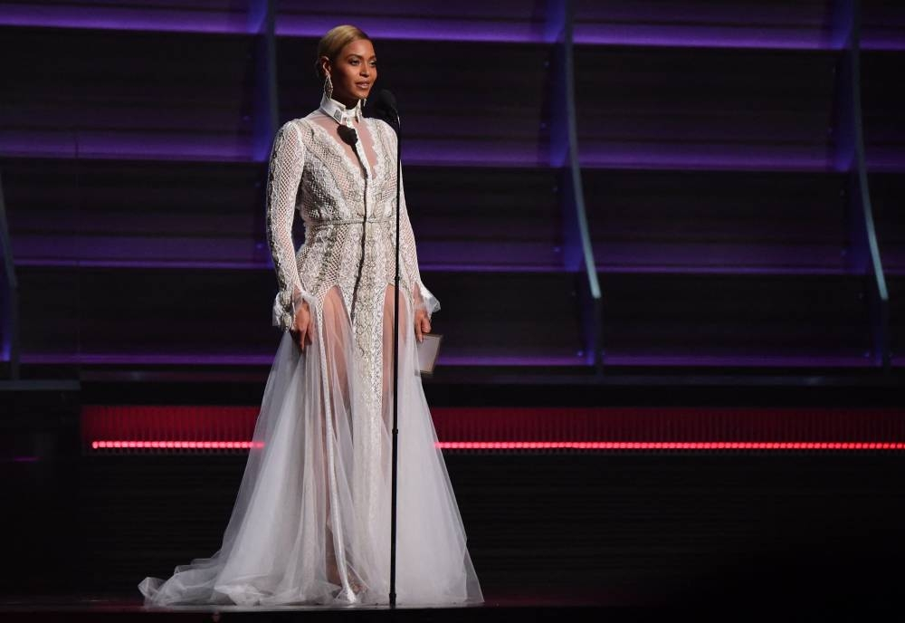 Singer Beyonce to revise lyrics after criticism for using slur against ...