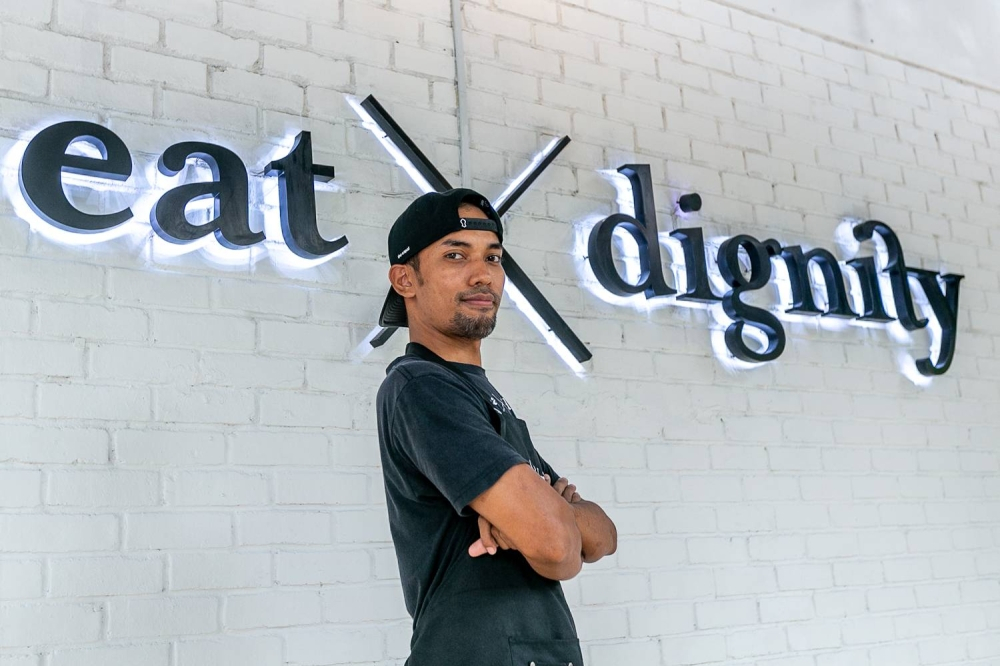 Homeless to head chef: Kedah-born Chef John now shares his cooking ...