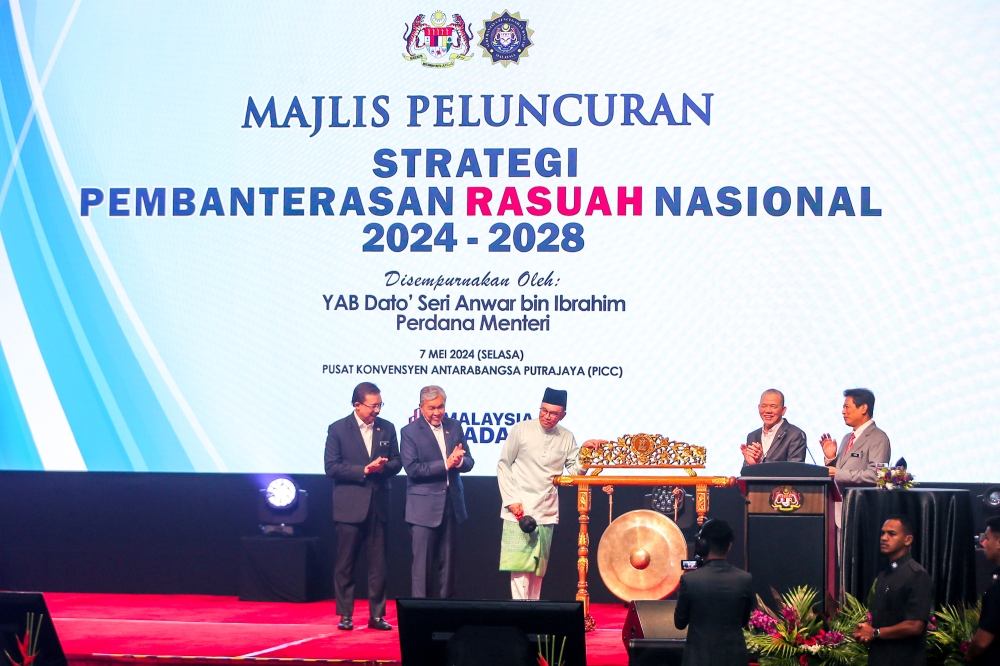 PM Anwar launches NACS 2024-2028, outlines core strategies to combat ...