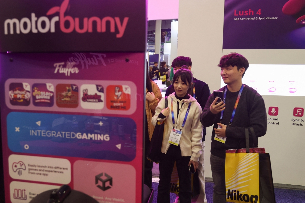 Gaming meets intimacy: Sex tech takes centre stage at CES after previous years' moral panic | Malay Mail Gaming meets intimacy: Sex tech takes centre stage at CES after previous years' moral panic | Malay Mail