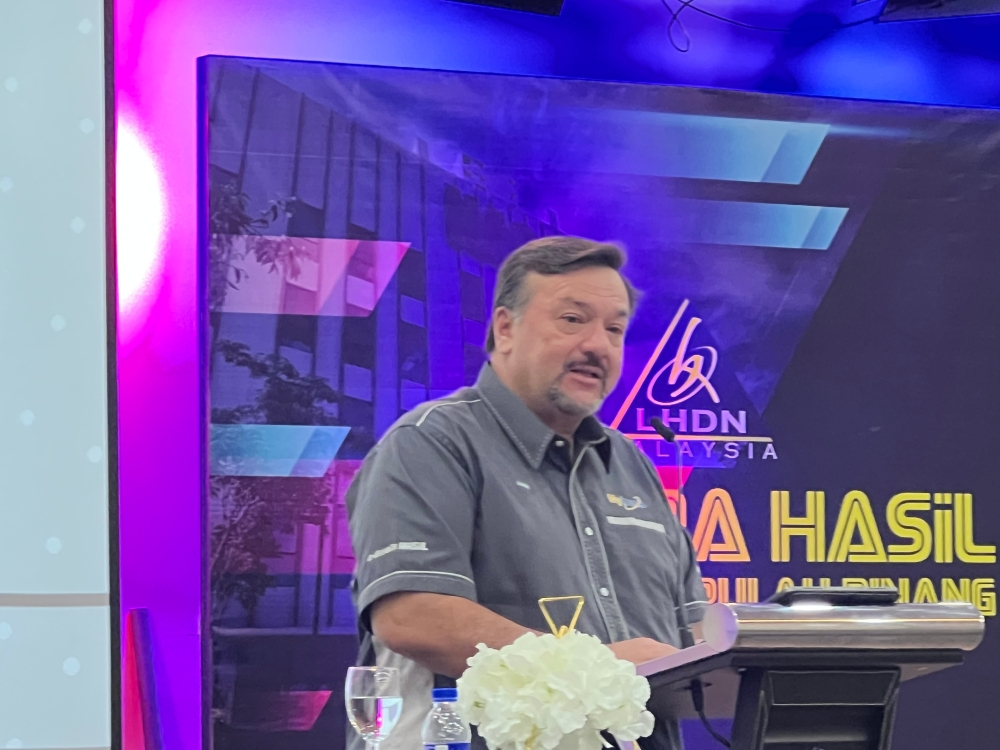 Amir Hamzah: Over 102,800 taxpayers already onboard with e-invoice ...