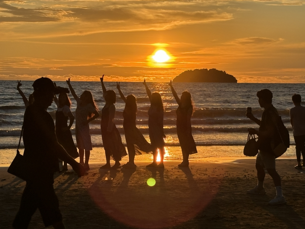 Higher jet fuel prices from Gulf conflict could hurt Sabah tourism ...