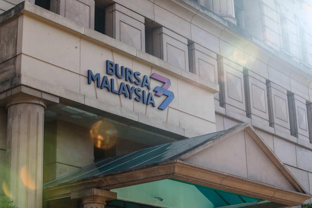 Late buying lifts Bursa Malaysia as firmer oil prices support energy ...