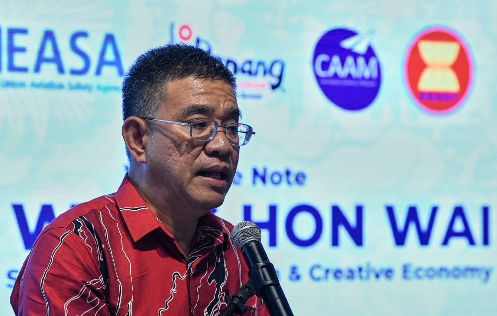 Penang open to hosting music rave festivals with right venues, budget, sponsors, says exco The state tourism and creative economy committee chairman said the state is open to hosting a variety of music festivals provided it is in a suitable location, with an appropriate budget and sponsors. — Benama pic