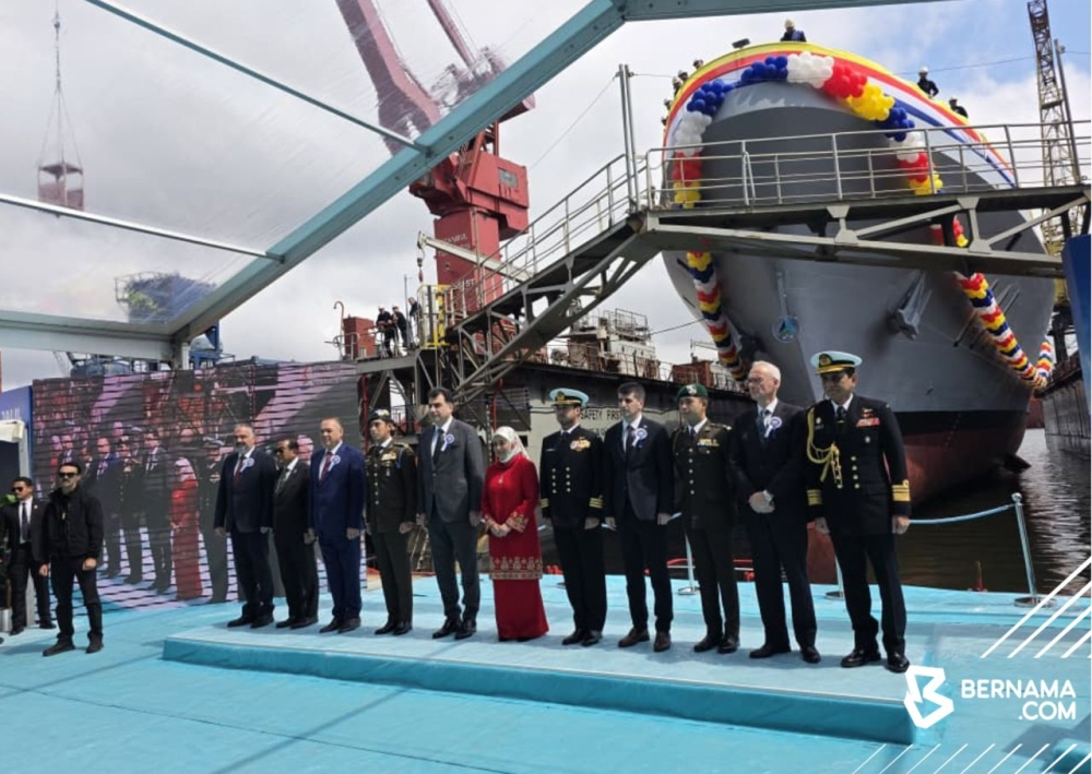‘Fight Like Jalil’: Queen launches Malaysia’s new warship named after ...