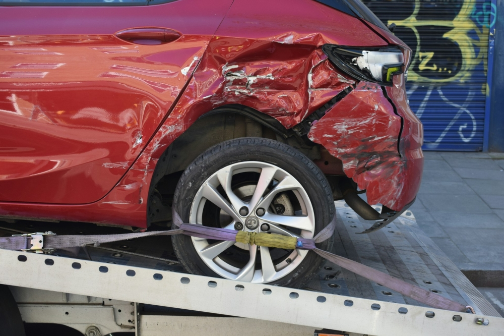 Crash wasn’t your fault? BNM says knock‑for‑knock keeps NCD safe, repairs rolling without insurer drama When a motor accident occurs, many drivers assume they must pursue the other party’s insurer for compensation. — Unsplash pic/Usman Malik