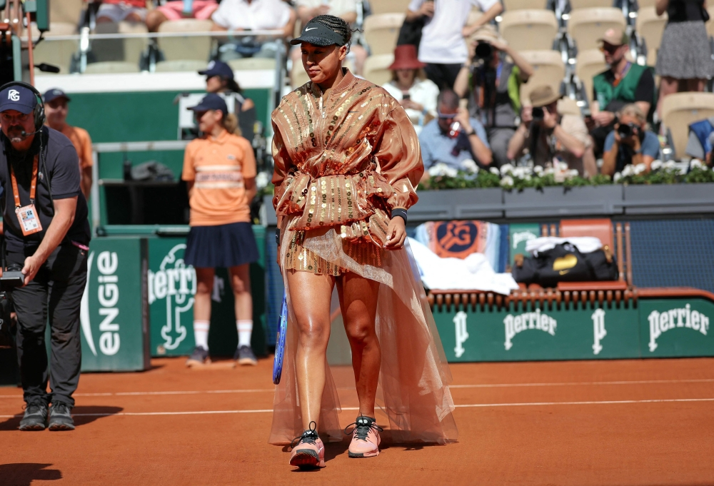 Roland Garros becomes runway, Osaka dazzles in glitter while Sabalenka sparkles with diamonds and dominance | Malay Mail