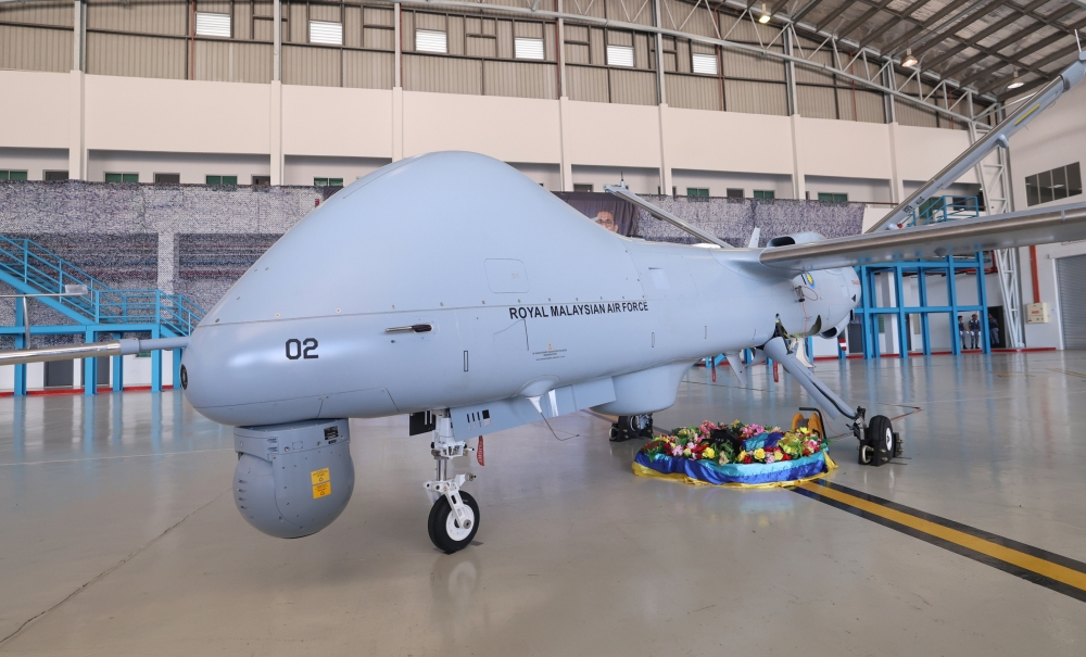 Malaysia acquires RM423.8m ANKA‑S drones, capable of 24‑hour flights at 30,000 feet The Royal Malaysian Air Force’s ANKA‑S unmanned aircraft system. — Bernama pic