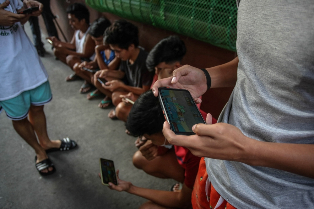 Google Play, Steam restrict Gorebox in Philippines after deadly school ...