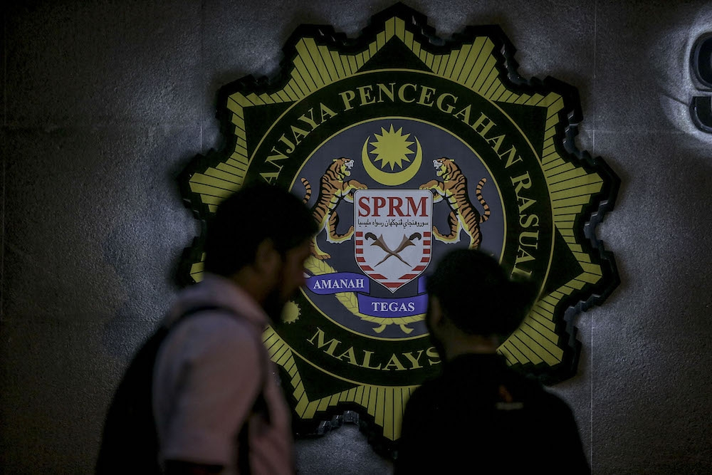 Contacted by an ‘MACC officer’? Verify first if genuine or fake, commission advises public MACC warns public over impersonation scams involving fake officers. — File picture by Hari Anggara
