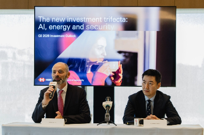 New investment playbook: HSBC Private Bank targets AI and energy independence HSBC Private Bank and Premier Wealth Global Chief Investment Officer Willem Sels (left) and HSBC Private Bank and Premier Wealth Asia Chief Investment Officer Desmond Kuang attend the HSBC Q3 2026 Investment Outlook Media Briefing. — HSBC pic