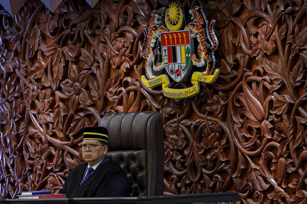 Dewan Rakyat concludes sitting with 13 Bills passed, health reminder for MPs Dewan Rakyat Speaker Tan Sri Johari Abdul, in his adjournment speech, said the meeting saw 13 Bills and several motions passed, including a debate on the 2024 Annual Report of the Human Rights Commission of Malaysia (SUHAKAM). — Bernama pic