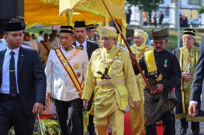 Adat Perpatih in the spotlight: The unique royal tradition looming over Negeri Sembilan’s next election This file picture shows Negeri Sembilan Yang di-Pertuan Besar, Tuanku Muhriz Tuanku Munawir and Negeri Sembilan Menteri Besar, Datuk Seri Aminuddin Harun during the opening of the Negeri Sembilan’s State Legislative Assembly in Seremban on April 23, 2026. — Picture by Yusof Isa