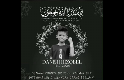 Police confirm sudden death of 12‑year‑old footballer during U‑12 tournament in Johor Bahru Danish Hizqeel Mohd Hanif, 12, died after collapsing while taking part in an Under-12 (U-12) football tournament at a sports centre. — Picture via Facebook/Shining FC