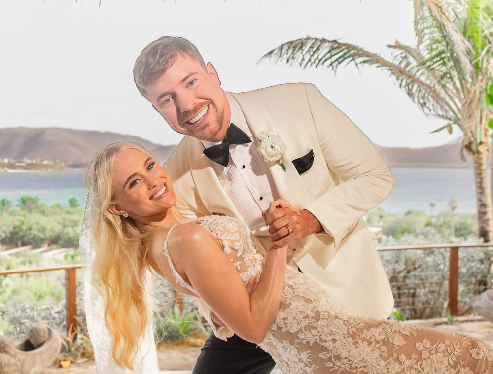 YouTube superstar MrBeast and content creator Thea Booysen pose after tying the knot during an intimate wedding celebration on Sir Richard Branson's Necker Island in the British Virgin Islands. — Picture via Instagram/MrBeast